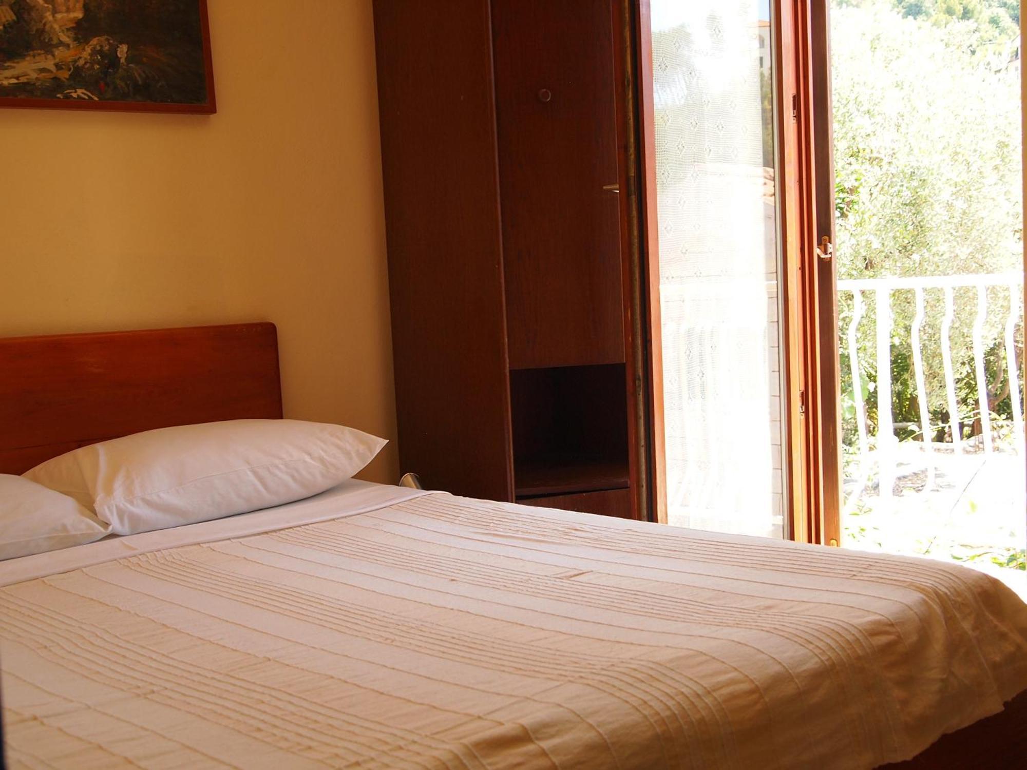 Zoro Apartments Sveti Stefan Dış mekan fotoğraf