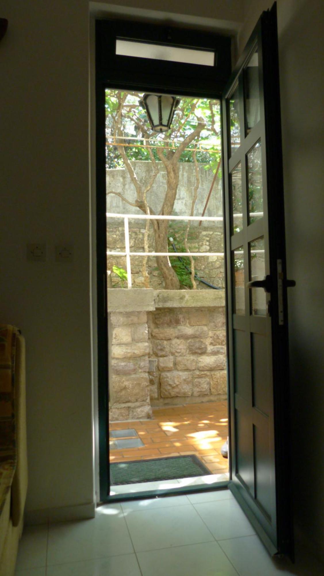 Zoro Apartments Sveti Stefan Oda fotoğraf