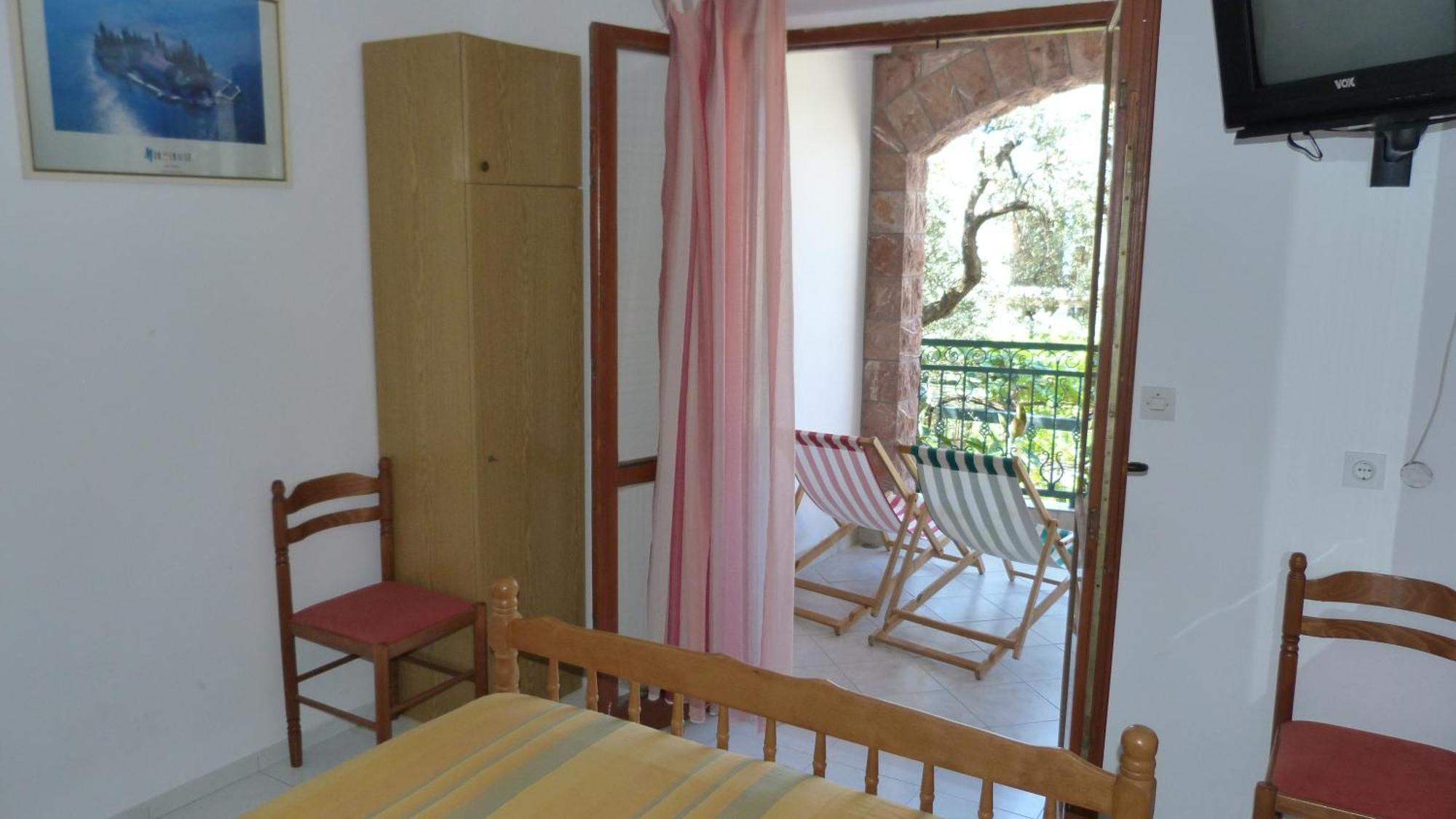 Zoro Apartments Sveti Stefan Oda fotoğraf