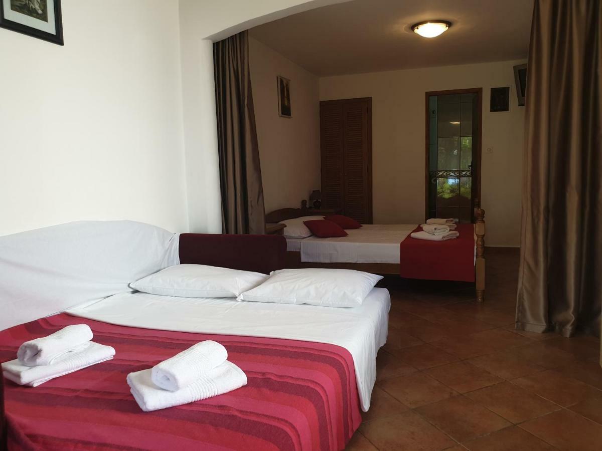 Zoro Apartments Sveti Stefan Dış mekan fotoğraf